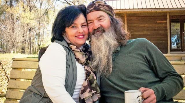 The Robertsons, Phil and Kay